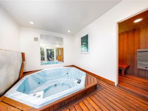 4011 Farmouth, Los Angeles CA 90027