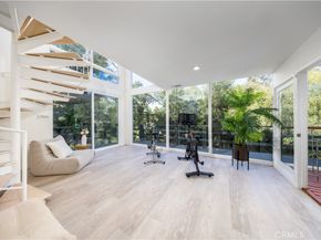 4011 Farmouth, Los Angeles CA 90027