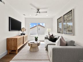 937 Carnation, Costa Mesa CA 92626