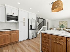 937 Carnation, Costa Mesa CA 92626