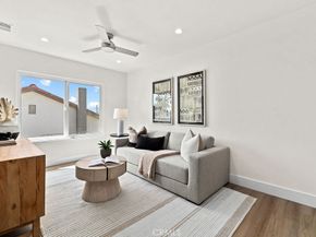 937 Carnation, Costa Mesa CA 92626