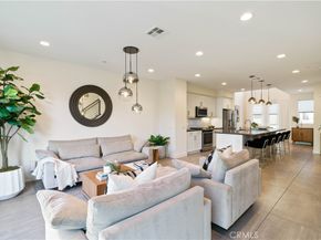 1653 Topanga, Costa Mesa CA 92627