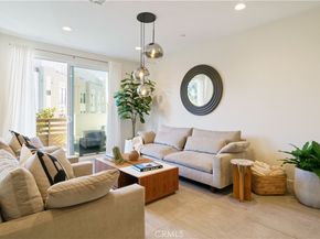 1653 Topanga, Costa Mesa CA 92627