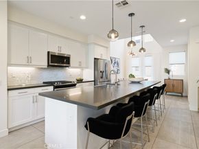 1653 Topanga, Costa Mesa CA 92627