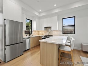 9541 Pollack Drive, Huntington Beach CA 92646