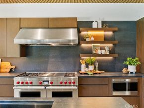 12123 Iowa, Los Angeles CA 90025