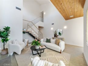 12123 Iowa, Los Angeles CA 90025