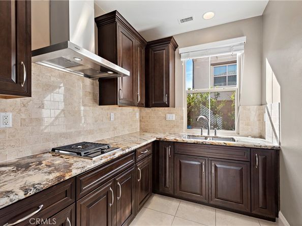 50 Rexford, Irvine CA 92620