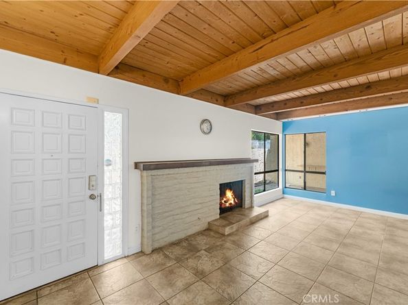 10126 Reseda 121, Northridge CA 91324