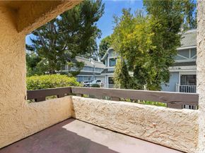 10126 Reseda 121, Northridge CA 91324