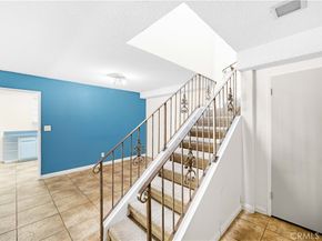 10126 Reseda 121, Northridge CA 91324