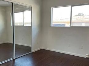 1652 Plaza Del Amo, Torrance CA 90501