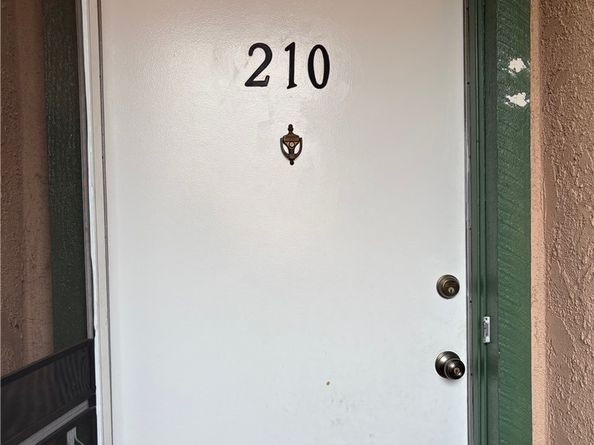1126 Fairview 210, Arcadia CA 91007