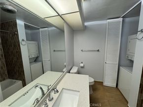 222 S Central 214, Los Angeles CA 90012