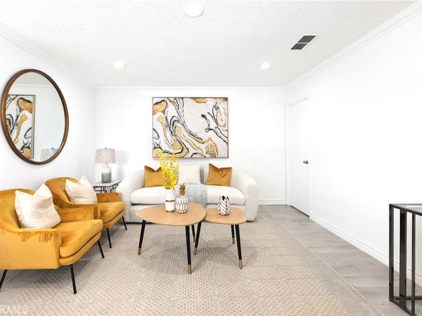 1037 E Grovecenter, West Covina CA 91790