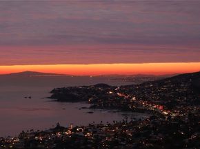 2378 Crestview Drive, Laguna Beach CA 92651