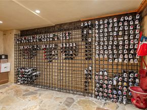 2378 Crestview Drive, Laguna Beach CA 92651