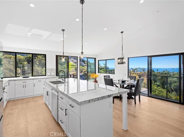 990 Meadowlark Drive, Laguna Beach CA 92651