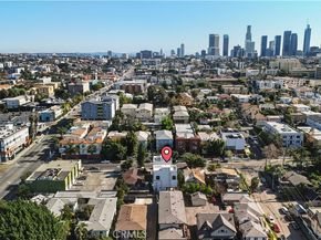 121 S Coronado Street, Los Angeles CA 90057