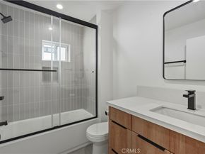 121 S Coronado Street, Los Angeles CA 90057