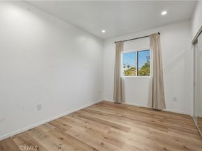 121 S Coronado Street, Los Angeles CA 90057