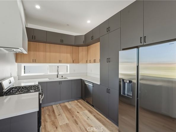 121 S Coronado Street, Los Angeles CA 90057