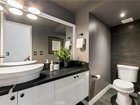 1337 18th Street 6, Santa Monica CA 90404