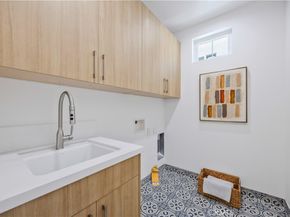 2420 Ives Lane B, Redondo Beach CA 90278