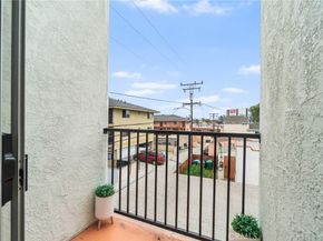 323 E Plymouth Street 10, Inglewood CA 90302