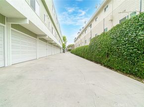 323 E Plymouth Street 10, Inglewood CA 90302