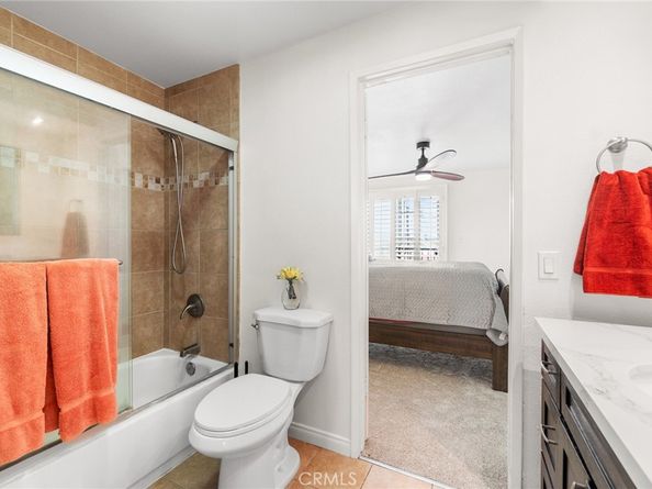 323 E Plymouth Street 10, Inglewood CA 90302