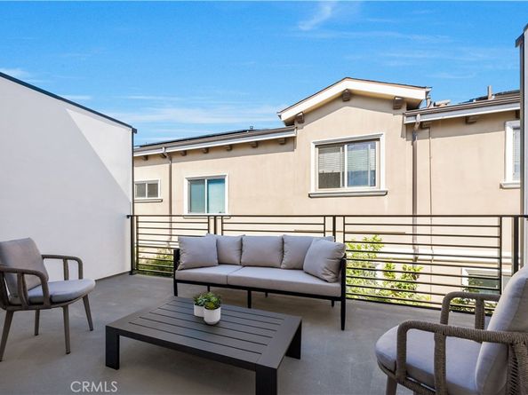 2405 Mathews Avenue B, Redondo Beach CA 90278