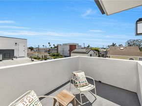 2405 Mathews Avenue B, Redondo Beach CA 90278