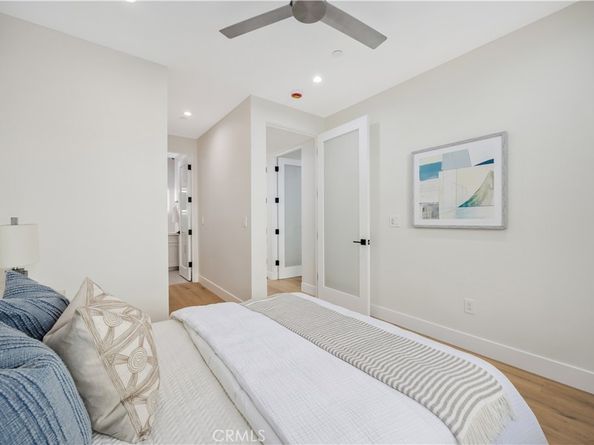 2405 Mathews Avenue B, Redondo Beach CA 90278