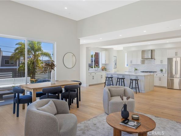 2405 Mathews Avenue A, Redondo Beach CA 90278