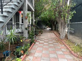 11316 Venice Boulevard, Los Angeles CA 90066