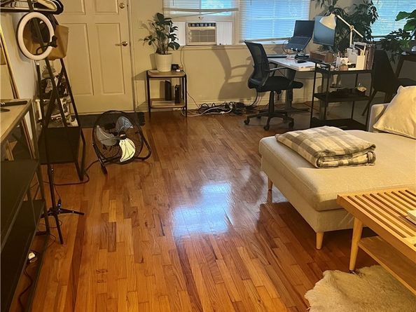 11316 Venice Boulevard, Los Angeles CA 90066