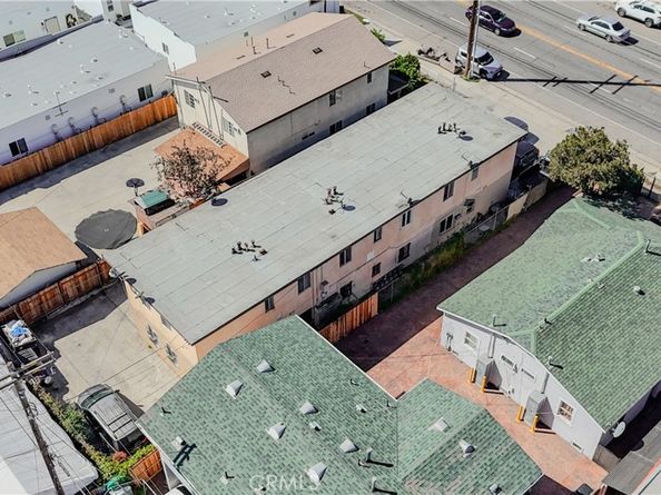 5914 S Hoover Street, Los Angeles CA 90044