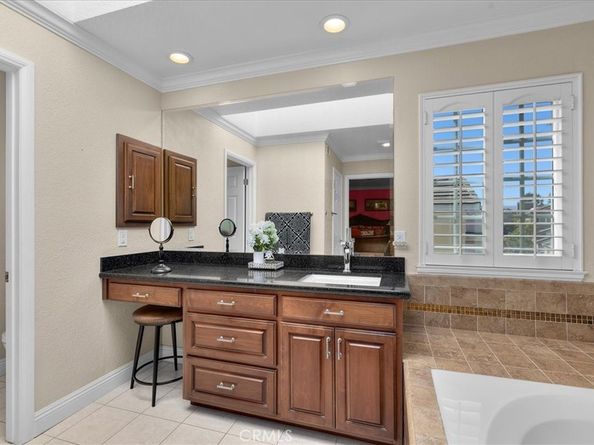 2123 Shelburne Way 29, Torrance CA 90503