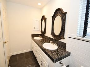 2123 Shelburne Way 29, Torrance CA 90503