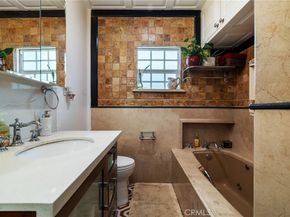 1729 W 51st Place, Los Angeles CA 90062