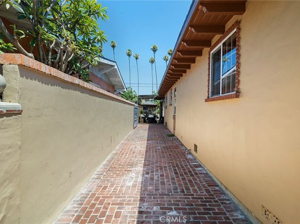 1729 W 51st Place, Los Angeles CA 90062