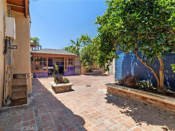 1729 W 51st Place, Los Angeles CA 90062