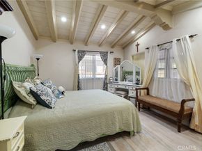 1729 W 51st Place, Los Angeles CA 90062