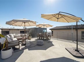 124 17th Street, Manhattan Beach CA 90266