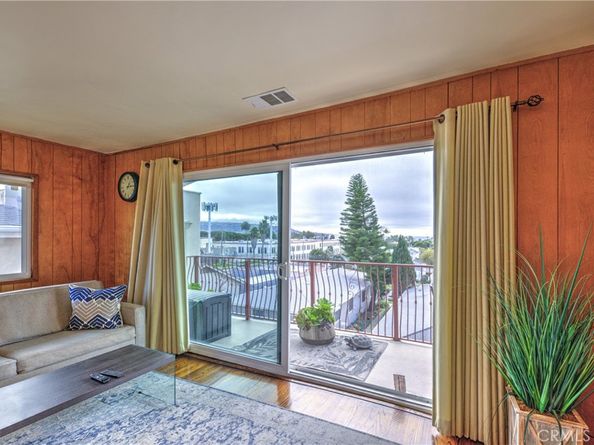 507 N Helberta, Redondo Beach CA 90277