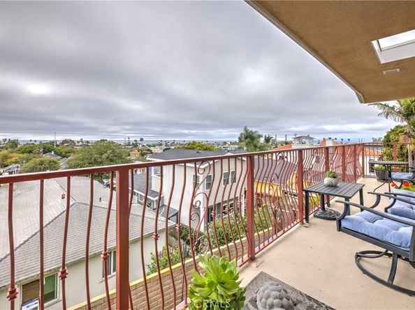 507 N Helberta, Redondo Beach CA 90277