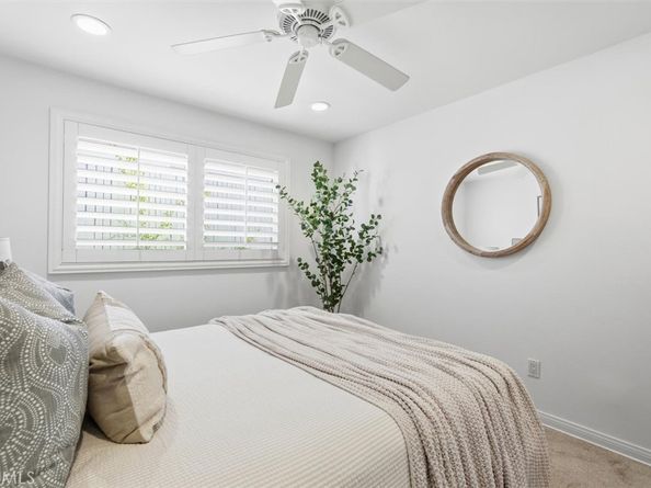 904 Knob Hill, Redondo Beach CA 90277