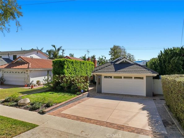 904 Knob Hill, Redondo Beach CA 90277