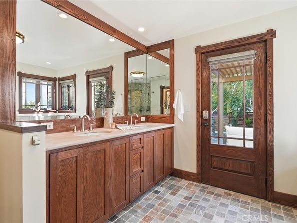 728 Calle De Arboles, Redondo Beach CA 90277